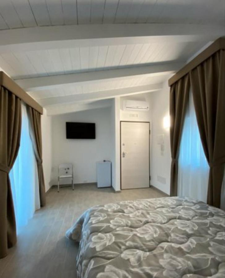 La Capitanata Maison De Charme Hotel Foggia Bagian luar foto