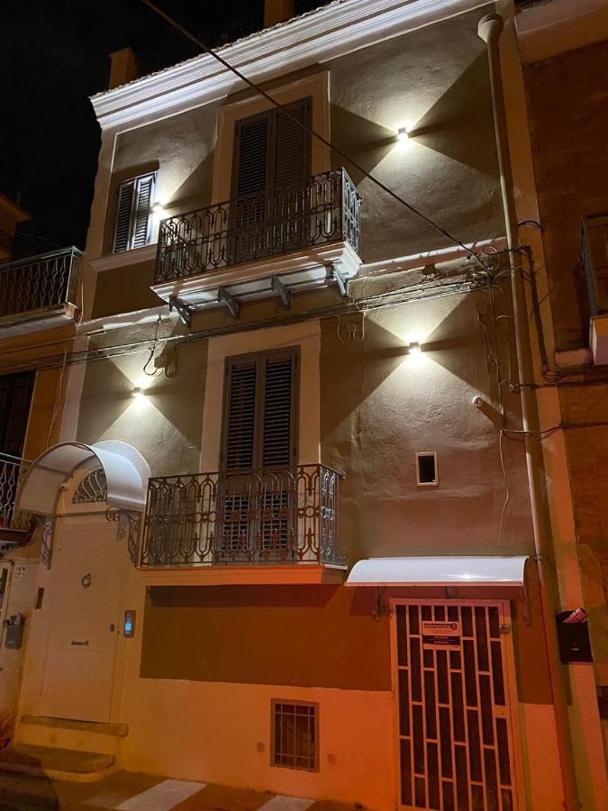 La Capitanata Maison De Charme Hotel Foggia Bagian luar foto